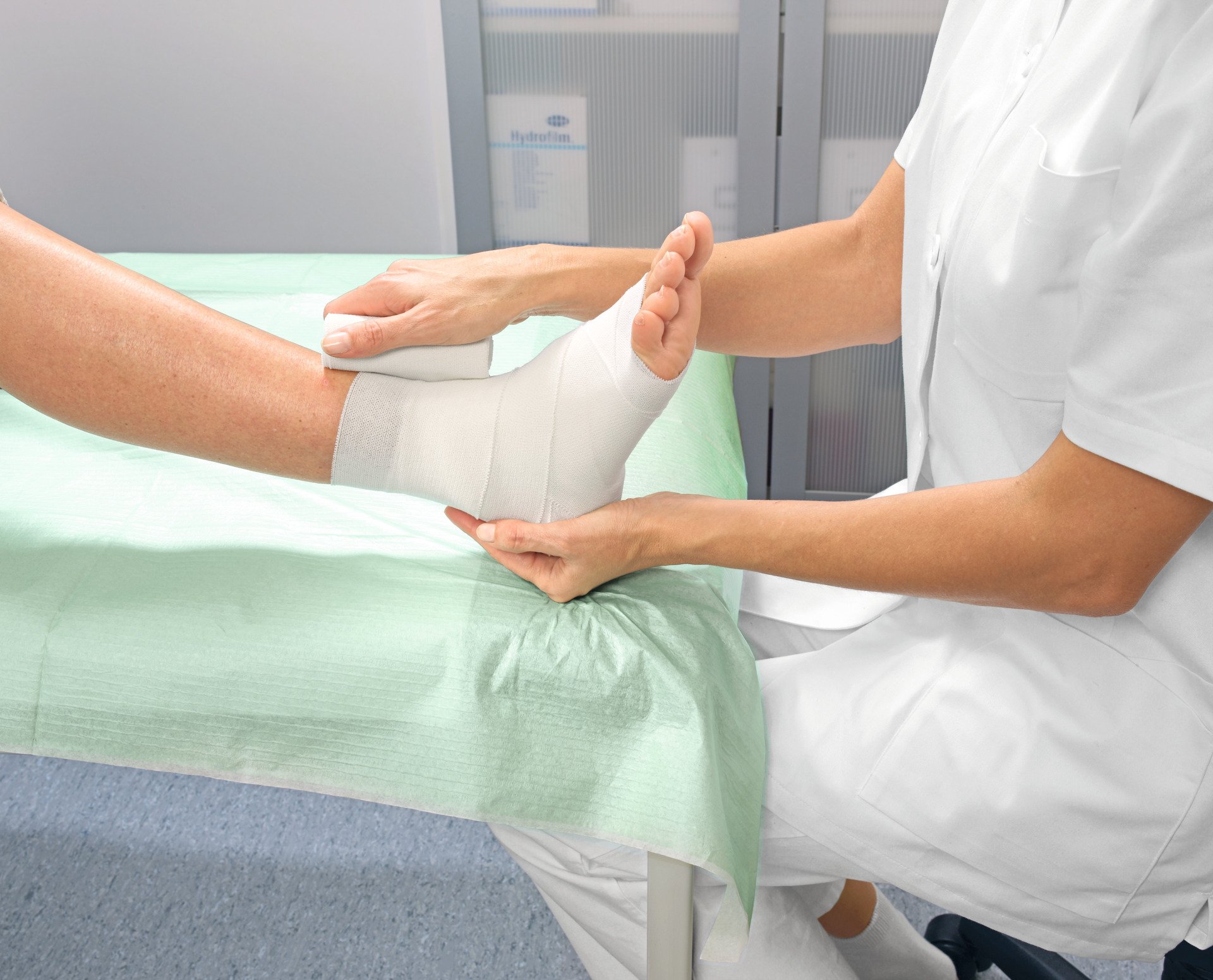 Hartmann Idealbinde 6 cm × 5 m – 10 Stück (lose im Karton)